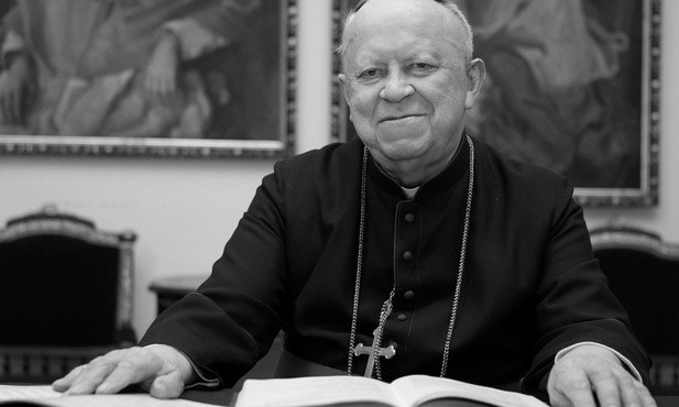 Abp Tokarczuk jak zawsze bez ogródek