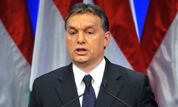 Węgierski premier nie daje się złamać