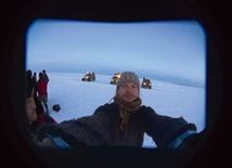 Polacy w ponurej krainie