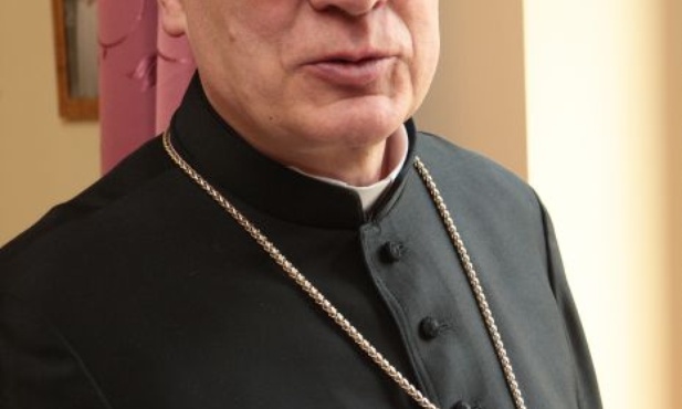 Bez wrażliwości na sacrum, daleko od dobra i piękna