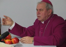 Bp Stanisław Napierała