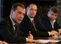 Spotkanie Miedwiediewa z liderami opozycji 