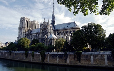 Koszmarne dzwony Notre-Dame do wymiany