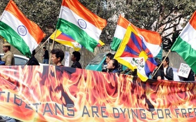 Tybet: Nowy Rok w cieniu samobójstw mnichów