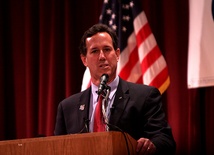 USA: Santorum zagraża Romneyowi