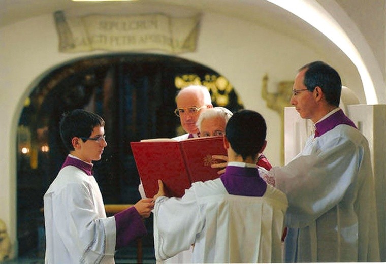 Kamil Jarzembowski, ministrant w Bazylice św. Piotra