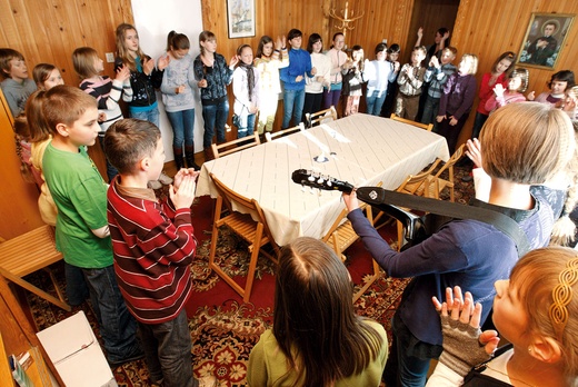 Grupa Apostolska w Świątnikach Górnych