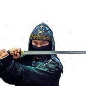 Moherowy ninja z nową bronią