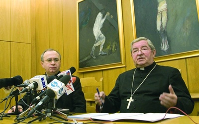 Biskupi poprosili o zbadanie swoich teczek