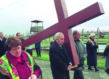 Symbole religijne w Auschwitz