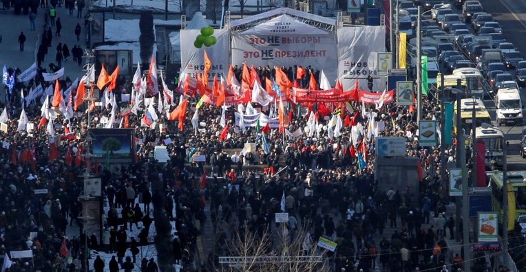Zepchną Putina do "mentalnego bunkra"?