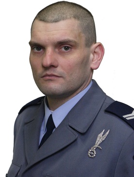 Starszy sierżant  Mariusz Łydek, dzielnicowy z Katowic