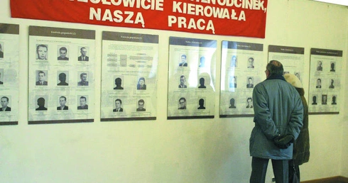Koniec przywilejów tajniaka