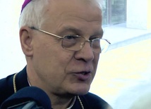 Abp Michalik: Wiara się nie przeżyła