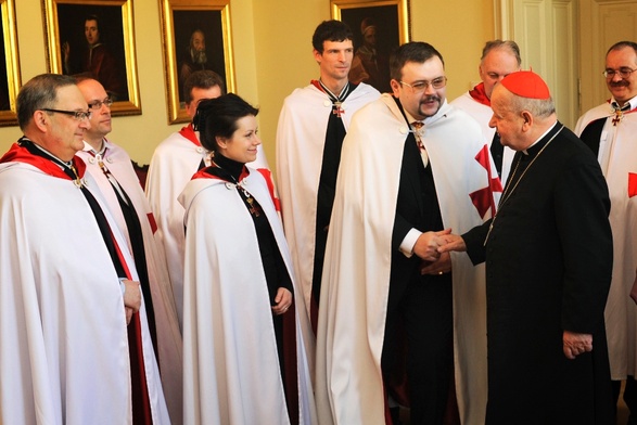 Templariusze otrzymali papieską relikwię