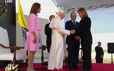 Powitanie papieża w Meksyku