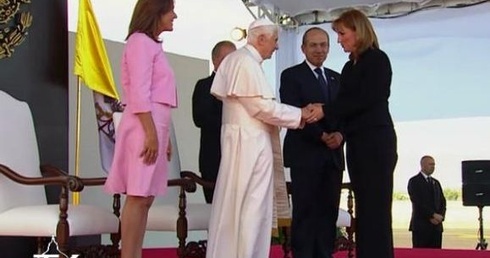 Powitanie papieża w Meksyku