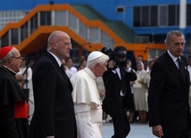 Papież odleciał do Hawany