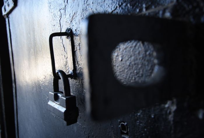 Skąd przecieki ws. domniemanych więzień CIA? 