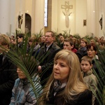 Spotkanie młodych w katowickiej katedrze