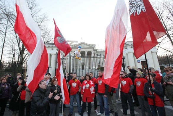 Manifestacja przed ambasadą rosyjską