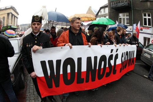 Marsz w obronie wolnych mediów - Katowice