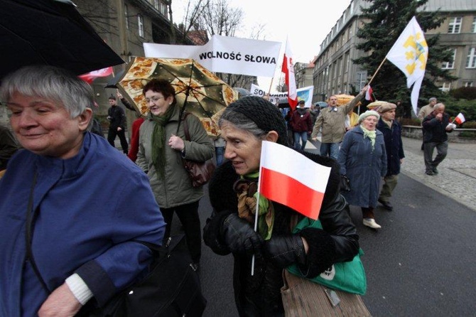 Marsz w obronie wolnych mediów - Katowice