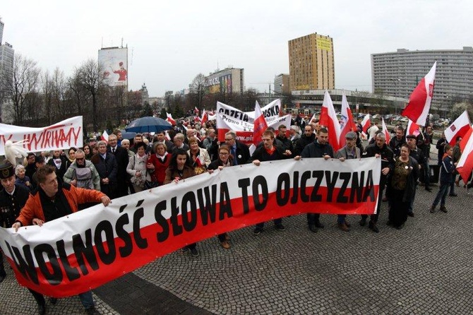 Marsz w obronie wolnych mediów - Katowice