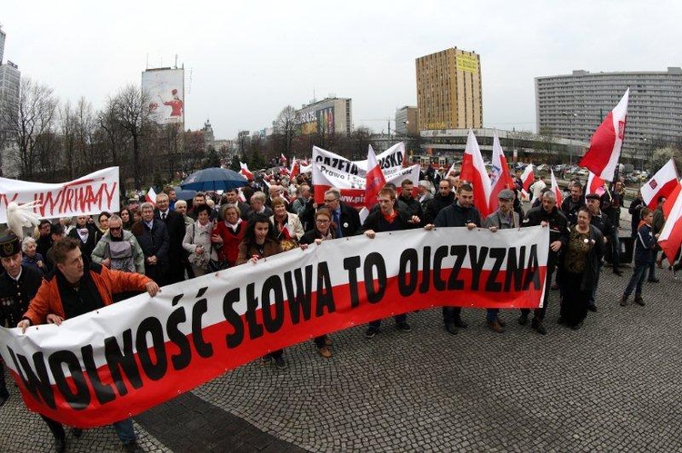 Marsz w obronie wolnych mediów - Katowice