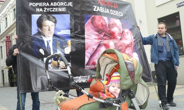 „Nie dla aborcji” pod biurami Palikota