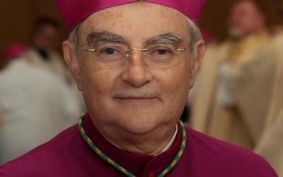 abp Henryk Hoser