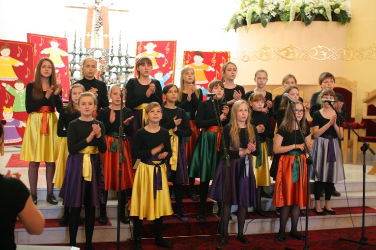 Rozśpiewana Kostuchna