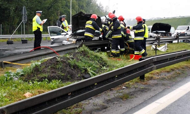 Zginęło 25 osób. Winne głównie ludzkie błędy