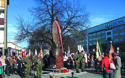 Pomnik arcybiskupa Gawliny