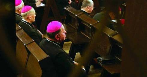 Zebranie biskupów: rekolekcje i obrady