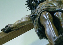 Komu przeszkadza krzyż?