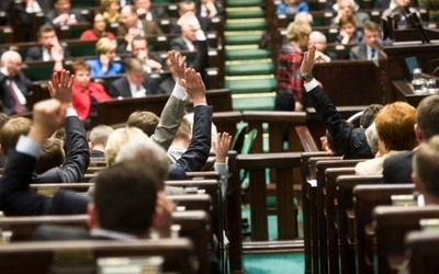 Chcieli likwidować Fundusz Kościelny, komisja mówi "nie"