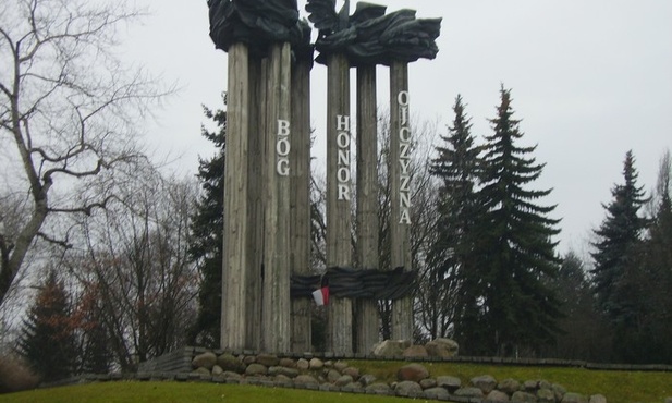 Pomnik poprawiony