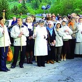  Po Mszy św. wszyscy uczestniczyli w wędrówce przez 7 mieszkań twierdzy wewnętrznej św. Teresy od Jezusa. Każde z mieszkań to kolejne stadium rozwoju duchowości