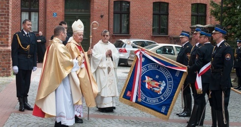 Bogu na chwałę, ludziom na pożytek!