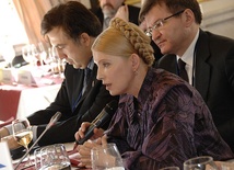Europosłowie bronią Tymoszenko
