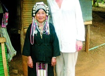  Basia z kobietą ze starszyzny plemienia Karenów. Górski trójkąt graniczny Tajlandia – Laos – Birma