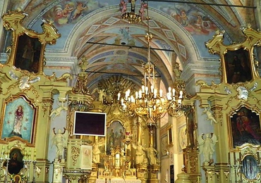  Rokokowe wnętrze kościoła