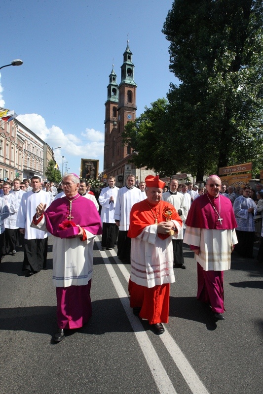 Mężczyźni w Piekarach 2012