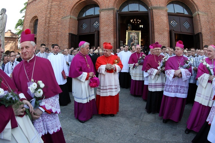 Mężczyźni w Piekarach 2012