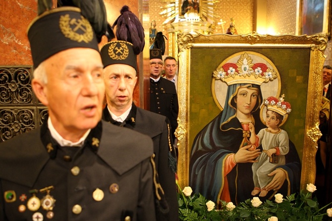 Mężczyźni w Piekarach 2012