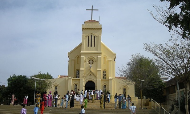 Senegal: 100 tys. pielgrzymów w maryjny sanktuarium