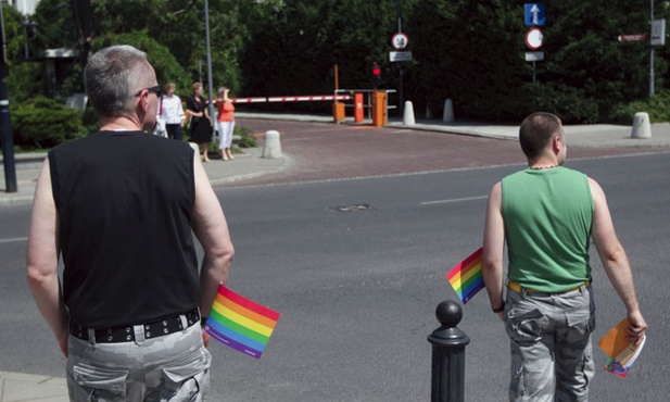 Więzienie za krytykę gejów