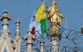 Papież przybył do Mediolanu