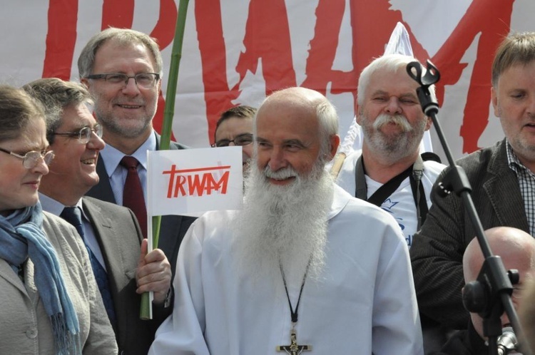 Bronią TV Trwam w Brukseli